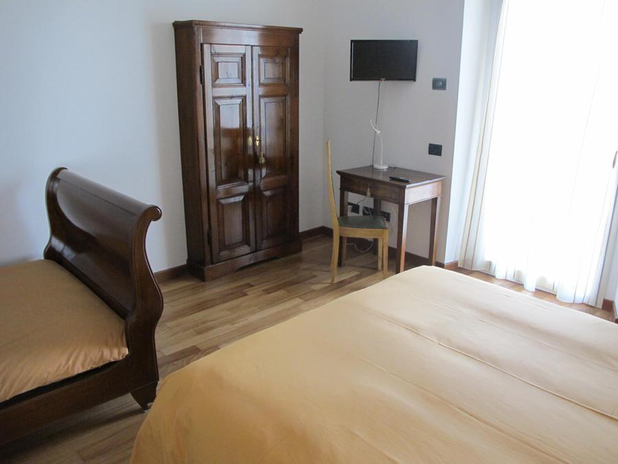 Villa Emilia Castronno Cameră foto